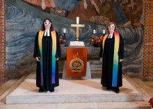 Pfarrerinnen mit "Glaubensbrille"