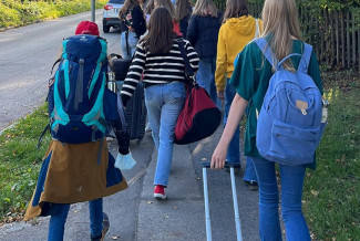 Jugendliche unterwegs