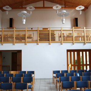 Empore des Kirchenraums des Maria-Magdalena-Hauses